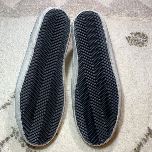 Golden Goose Super Star Low Top Sneaker - Picture 10 of 15